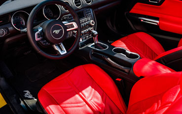 Ford Mustang Желтый