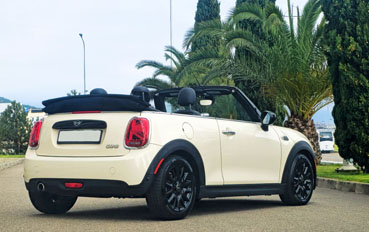 Mini Cabrio Cooper III Белый