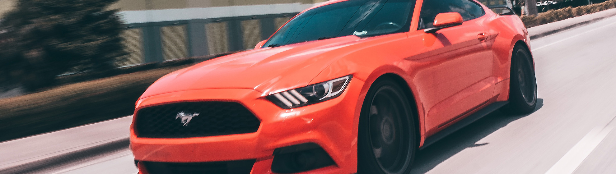 Кабриолет в Адлере без водителя — незабываемые ощущения от курорта